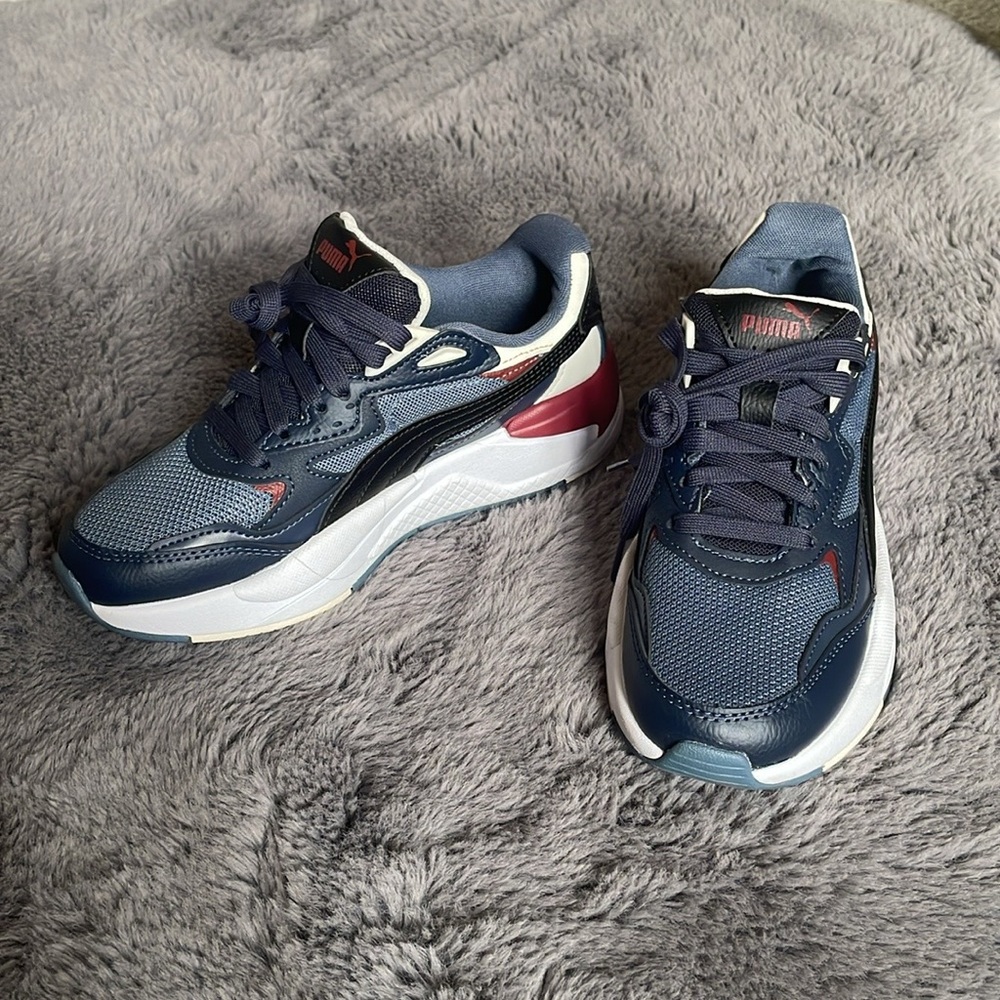 Puma Blue Sneakers, Size: 4/4C, Women's 5.5, UK 3, or a Euro 35.5